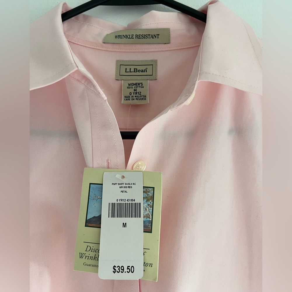 L.L. Bean women’s  Light Pink Button Down Shirt 100%cotton - Picture 2 of 6